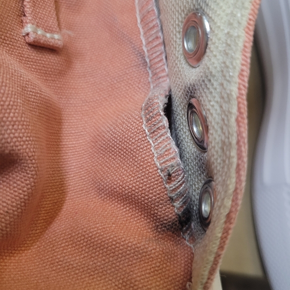 Converse Women's Blush High-Top Sneakers  zise 5‎ used good condition. - Picture 13 of 16